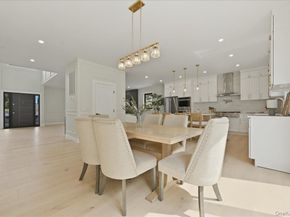 24 Middle Lane, Westbury NY 11590