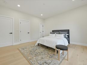24 Middle Lane, Westbury NY 11590