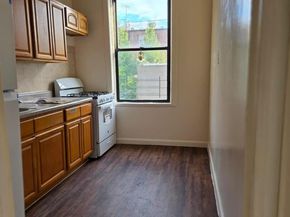 440 E 186TH St, Bronx NY 10458