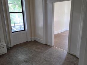 440 E 186TH St, Bronx NY 10458