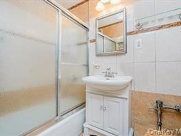 2265 Gerritsen Avenue 5C, Brooklyn NY 11229
