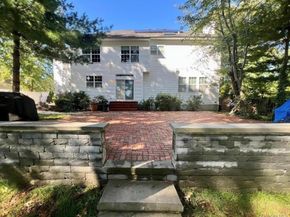 39 Independence Way, Miller Place NY 11764