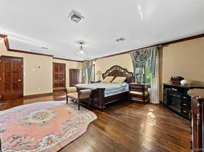 2 Rutland Road, Great Neck NY 11020