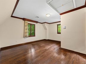 2 Rutland Road, Great Neck NY 11020