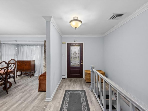 579 Empire Avenue, West Babylon NY 11704