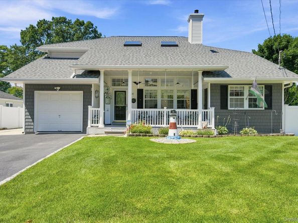 85 Maple Road, Rocky Point NY 11778