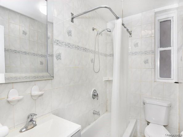 2191 Bolton St 3E, Bronx NY 10462