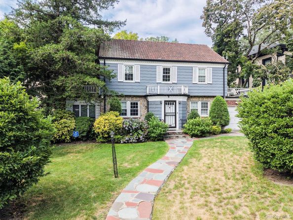 80-82 222nd Street, Hollis Hills NY 11427
