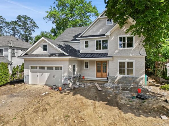 8 Crest Lane, Scarsdale NY 10583
