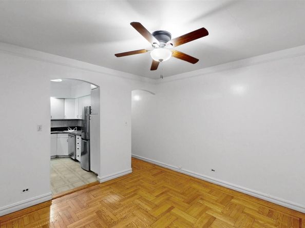 47-55 39th Place 1A, Sunnyside NY 11104