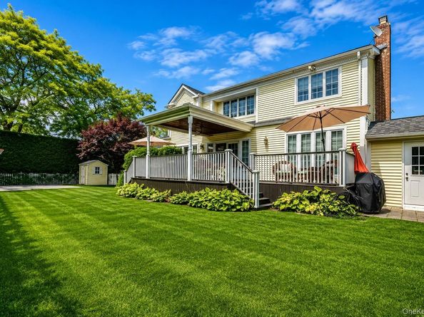 150 Harborview Drive, Massapequa NY 11758