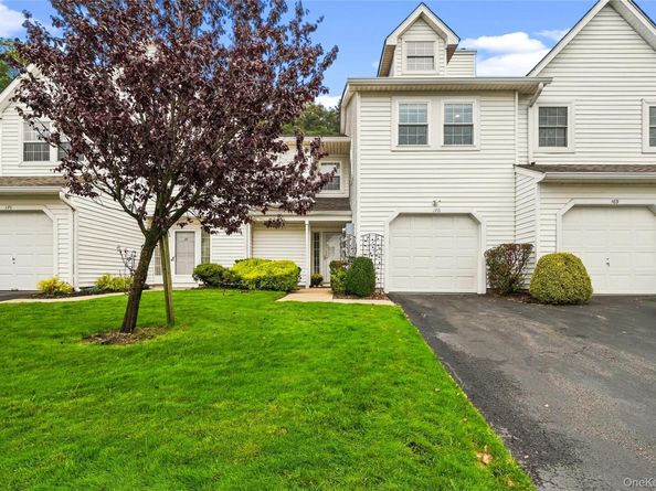 170 Thomas Lane, East Setauket NY 11733