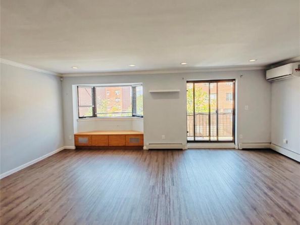 1088 E 73rd Street 3C, Brooklyn NY 11234
