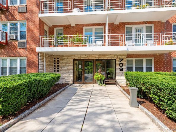709 Warburton Avenue 5C, Yonkers NY 10701