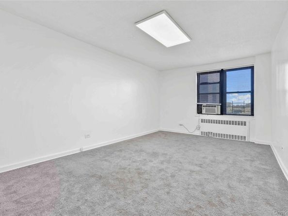 150-11 72 Road 6F, Flushing NY 11367
