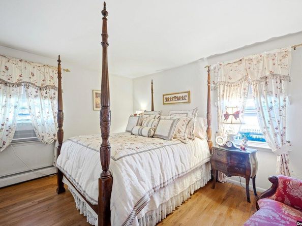 32-32 Plunkett Avenue, Far Rockaway NY 11691