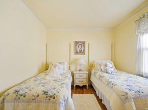 32-32 Plunkett Avenue, Far Rockaway NY 11691
