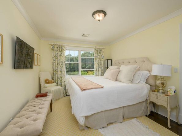 44 Ocean View Parkway, Southampton NY 11968