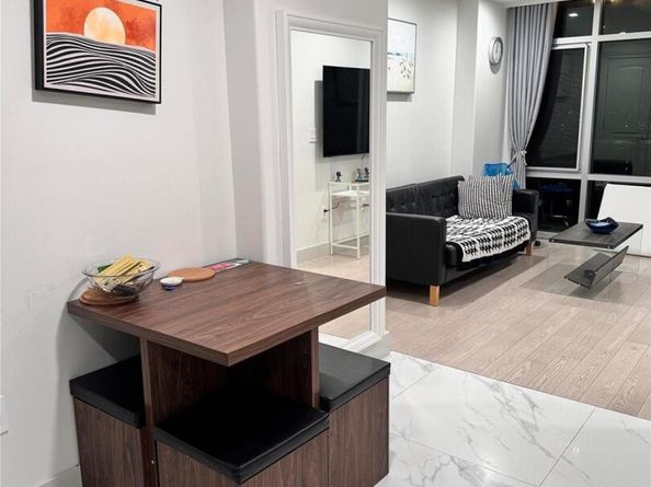 41-62 Bowne Street 13D, Flushing NY 11355