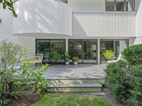 3 Reed Pond Court 3, Water Mill NY 11976