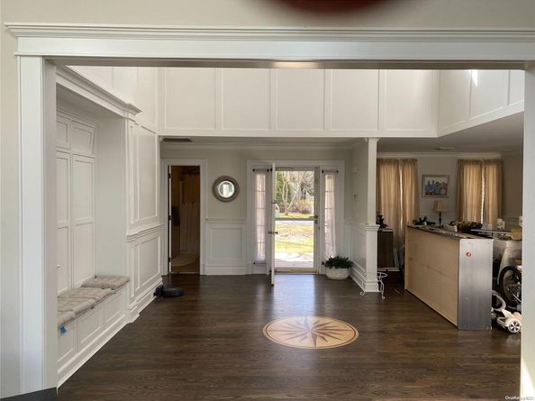 22 Drew Drive, Eastport NY 11941