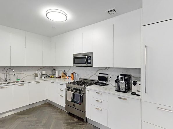 1414 W 4th Street PENTHOUSE 5, Brooklyn NY 11204