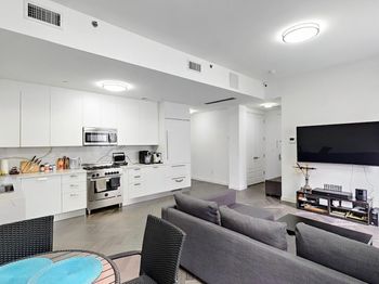 1414 W 4th Street