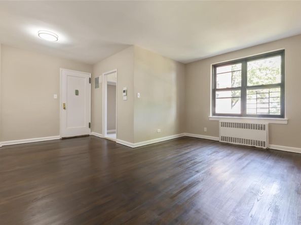 112-24 Northern Boulevard 2E, Corona NY 11368