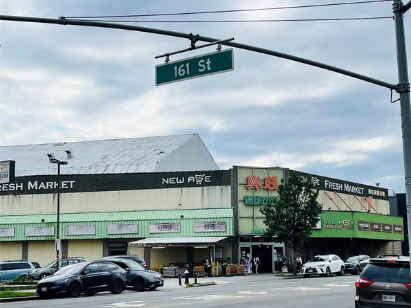35-91 161 Street 2B, Flushing NY 11358