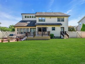 31 Daffodil Drive, Farmingdale NY 11735