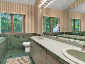 80 Inlet View E Path, East Moriches NY 11940