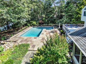 80 Inlet View E Path, East Moriches NY 11940