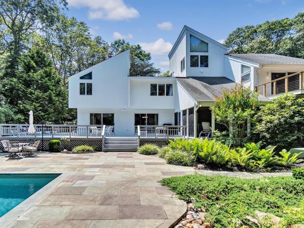 80 Inlet View E Path, East Moriches NY 11940
