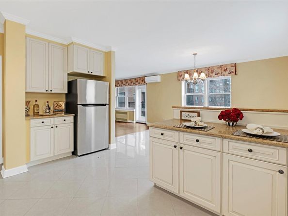 162-21 Powells Cove Boulevard 3D, Beechhurst NY 11357