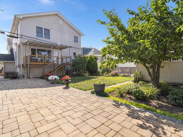 104 Dare Court, Brooklyn NY 11229
