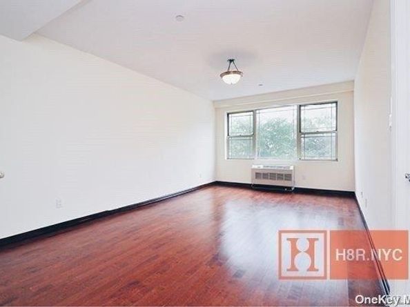 40-40 75th Street 3J, Elmhurst NY 11373