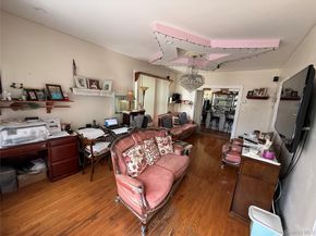 10210 93rd Avenue, Richmond Hill NY 11418