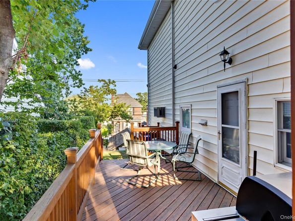 73 Sterling Avenue, Yonkers NY 10704