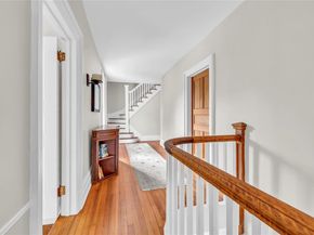 15 Abbey Creek, East Islip NY 11730