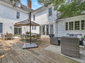 15 Abbey Creek, East Islip NY 11730