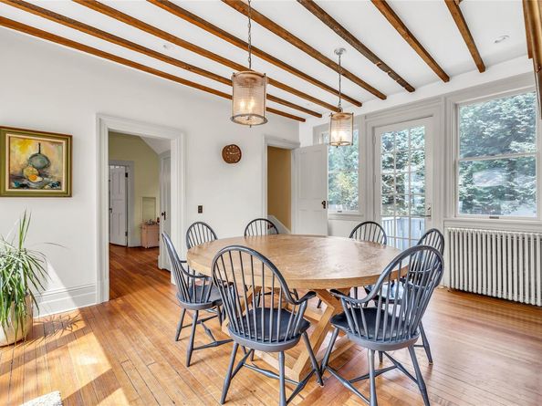 15 Abbey Creek, East Islip NY 11730