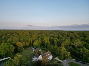 15 Abbey Creek, East Islip NY 11730