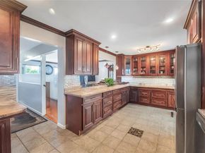 34 Harlem Avenue, Medford NY 11763