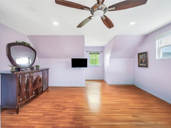34 Harlem Avenue, Medford NY 11763
