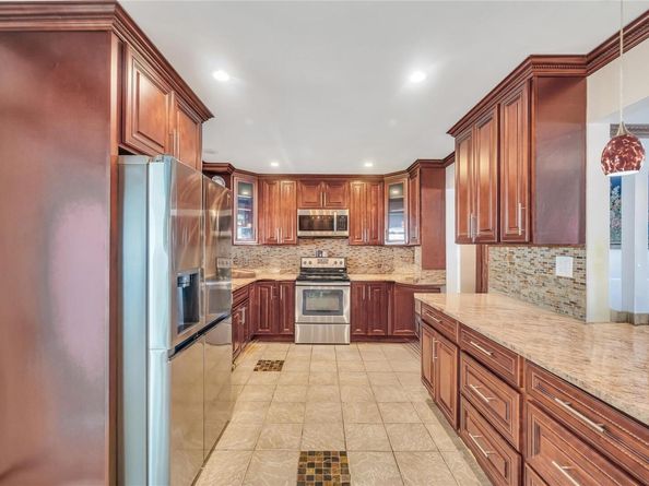 34 Harlem Avenue, Medford NY 11763