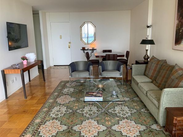 27010 Grand Central Parkway 19A, Floral Park NY 11005