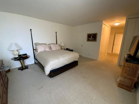 27010 Grand Central Parkway 19A, Floral Park NY 11005