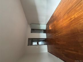 6 Birchwood Court 3H, Mineola NY 11501
