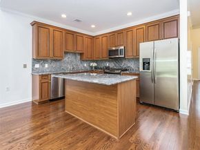 195 Pond View Drive CA0208, Port Washington NY 11050