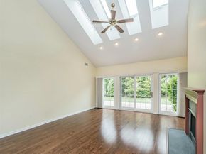 195 Pond View Drive CA0208, Port Washington NY 11050